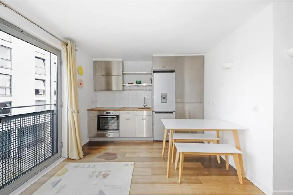 Central Zone 2 Modern Apartment Londres
