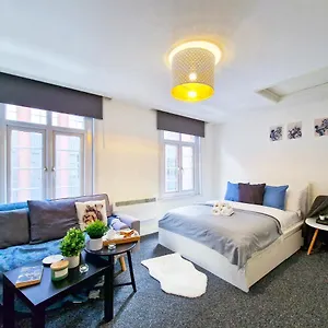  Homestay Spacious With Sofa